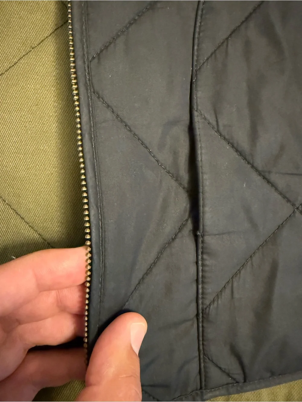 Quilted Jcrew Men's Vest - Black/Olive